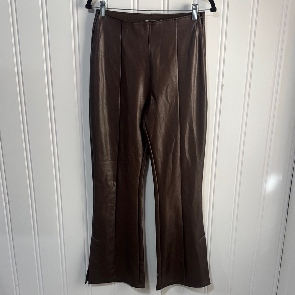 Abercrombie & Fitch Vegan Leather Pants size M Short